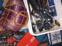 Lot 246 - keukengerei en bestek - afbeelding 6 van  6