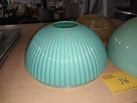 Lot 246 - lampenkap. 3 stuks - afbeelding 2 van  3