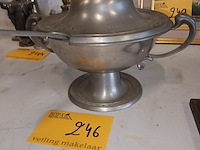 Lot 246 - soepterrine in tin - afbeelding 2 van  4