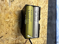 Lot 247 - gids voor wallonie -gids voor vlaanderen 2 delig boek - afbeelding 1 van  9