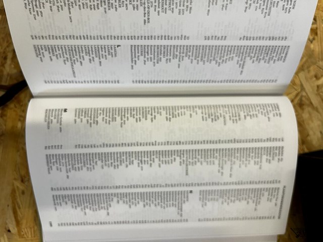 Lot 247 - gids voor wallonie -gids voor vlaanderen 2 delig boek - afbeelding 9 van  9