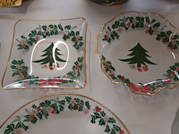 Lot 247 - kerstschalen. 4 stuks - afbeelding 3 van  4
