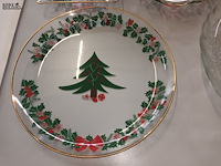 Lot 247 - kerstschalen. 4 stuks - afbeelding 4 van  4