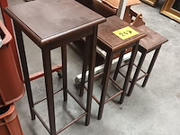 Lot 247 - plantenstaanders. 3 stuks - afbeelding 3 van  4