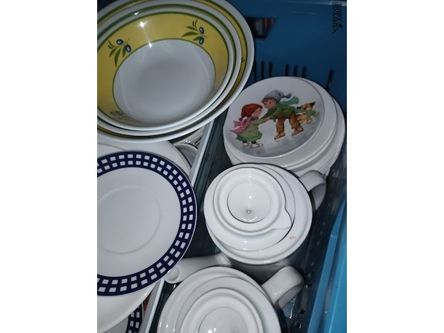 Lot 247 - vintage borden - afbeelding 2 van  3