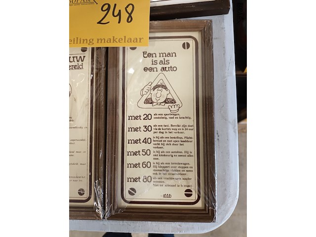 Lot 248 - kaders met spreuken. 5 stuks - afbeelding 4 van  4