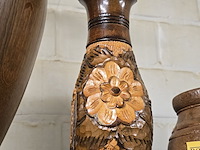 Lot 248 - lot houten siervazen 4 stuks - afbeelding 3 van  4