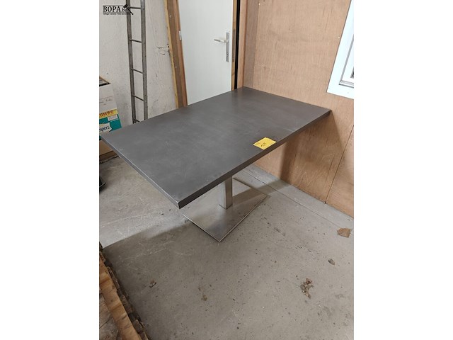 Lot 248 - rechthoekige tafel - afbeelding 1 van  3
