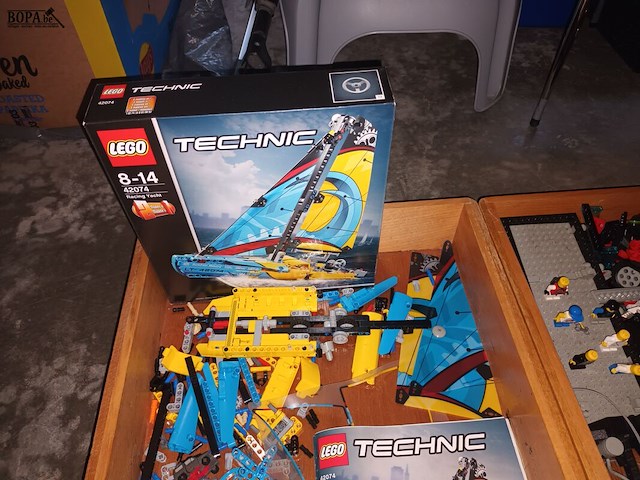 Lot 249 - lego technic - afbeelding 3 van  4