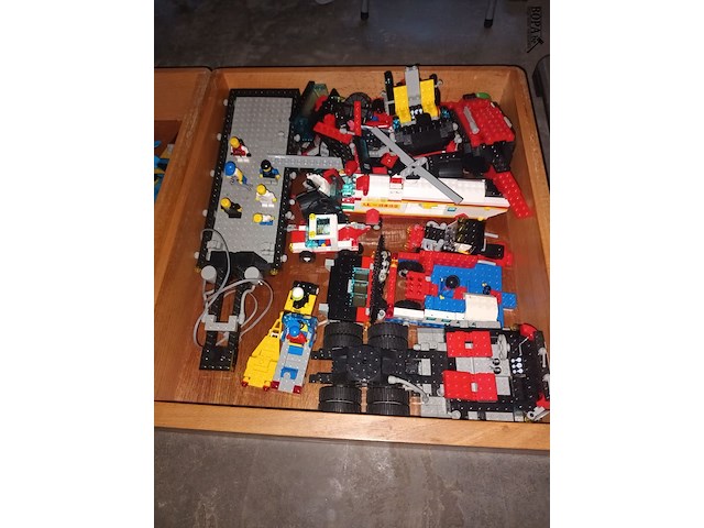 Lot 249 - lego technic - afbeelding 4 van  4