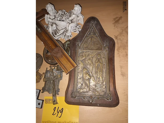 Lot 249 - lot devotie. 14 stuks - afbeelding 4 van  4