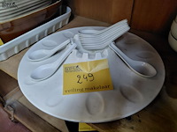 Lot 249 - lot horecaservies wit: diverse schaaltjes, bordjes en kommet - afbeelding 2 van  3