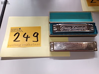 Lot 249 - mondharmonica. 2 stuks - afbeelding 1 van  3