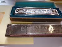 Lot 249 - mondharmonica. 2 stuks - afbeelding 3 van  3