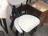 Lot 249 - vintage stoelen. 4 stuks