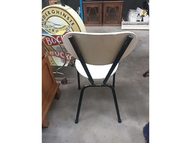 Lot 249 - vintage stoelen. 4 stuks - afbeelding 3 van  3