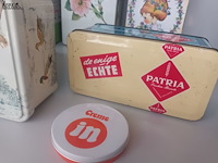 Lot 25 - blikken dozen. 10 stuks - afbeelding 4 van  5