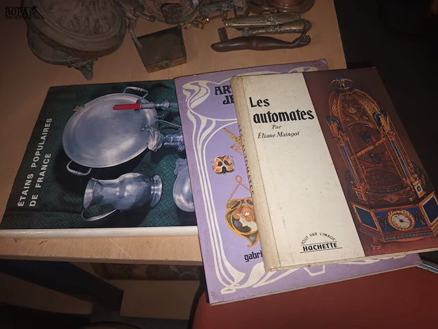 Lot 25 - boeken. 8 stuks - afbeelding 6 van  6