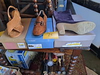 Lot 25 - damesschoenen nieuwstaat