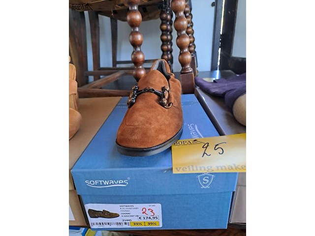 Lot 25 - damesschoenen nieuwstaat - afbeelding 3 van  5