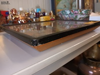 Lot 25 - diorama muziekinstrumenten - afbeelding 2 van  4