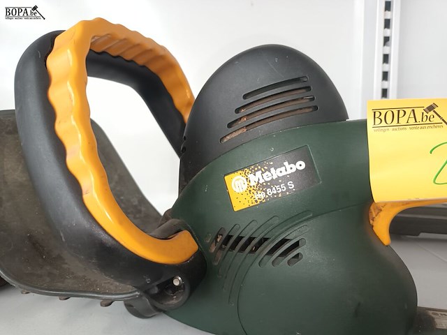 Lot 25 - elektrische heggenschaar metabo - afbeelding 3 van  3