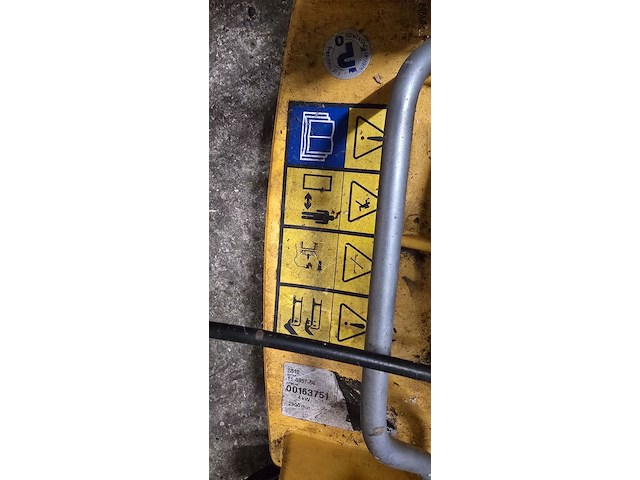 Lot 25 - grasmaaier stiga - afbeelding 5 van  5