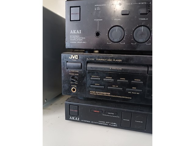 Lot 25 - hifi installatie - afbeelding 2 van  4