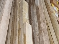 Lot 25 - houten balk. 9 stuks