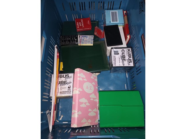 Lot 25 - lot kantoormateriaal - afbeelding 2 van  5