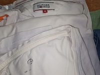 Lot 25 - merkkledij t-shirts en hemden. 43 stuks - afbeelding 3 van  8