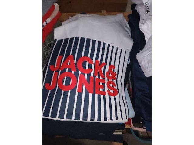 Lot 25 - merkkledij t-shirts en hemden. 43 stuks - afbeelding 7 van  8
