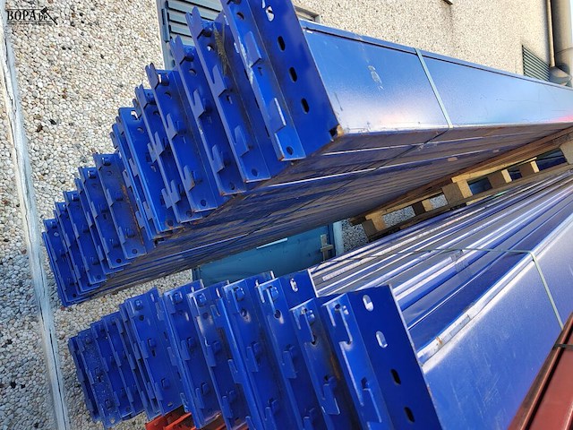 Lot 25 - palletstelling met 7 staanders - afbeelding 4 van  4