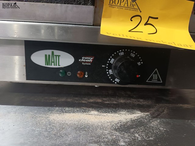 Lot 25 - professioneel wafelijzer matt - afbeelding 2 van  3