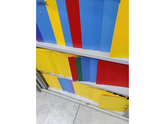 Lot 25 - ringmappen - afbeelding 3 van  3