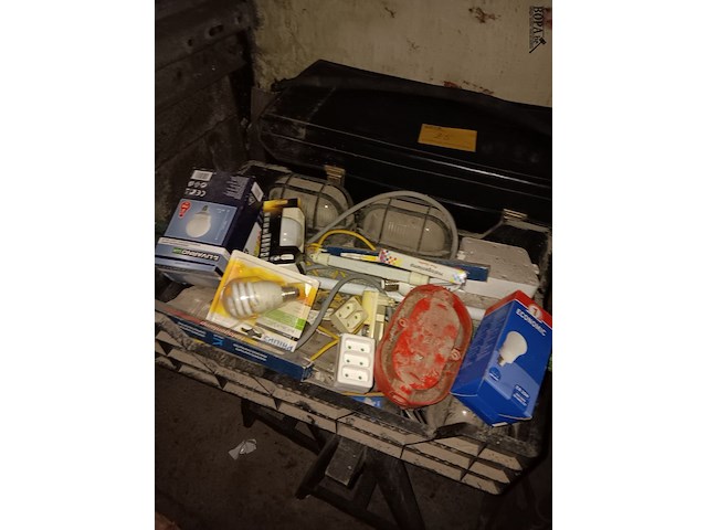 Lot 25 - schragen en onderdelen - afbeelding 4 van  6