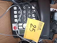 Lot 25 - telefoons en gsm’s. 13 stuks - afbeelding 2 van  6
