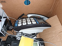 Lot 25 - telefoons en gsm’s. 13 stuks - afbeelding 3 van  6