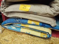 Lot 25 - tuinkussen voor ligbed. 2 stuks