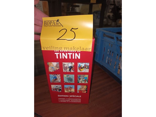 Lot 25 - verzamelbox tintin videocassettes - afbeelding 1 van  4