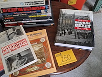 Lot 250 - lot boeken woi, woii, hitler - afbeelding 1 van  2