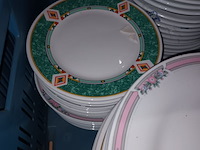 Lot 250 - lot diverse borden - afbeelding 4 van  6