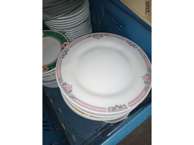 Lot 250 - lot diverse borden - afbeelding 6 van  6