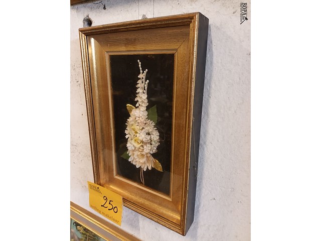 Lot 250 - schilderij in kader. gesigneerd - afbeelding 2 van  3