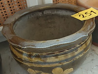 Lot 251 - bloempotten. 4 stuks - afbeelding 3 van  5