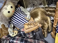 Lot 251 - lot diverse antieke en porseleinen poppen - afbeelding 3 van  7