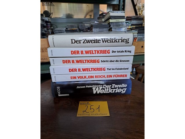 Lot 251 - lot fotoboeken: woii (duitstalig) - afbeelding 1 van  1