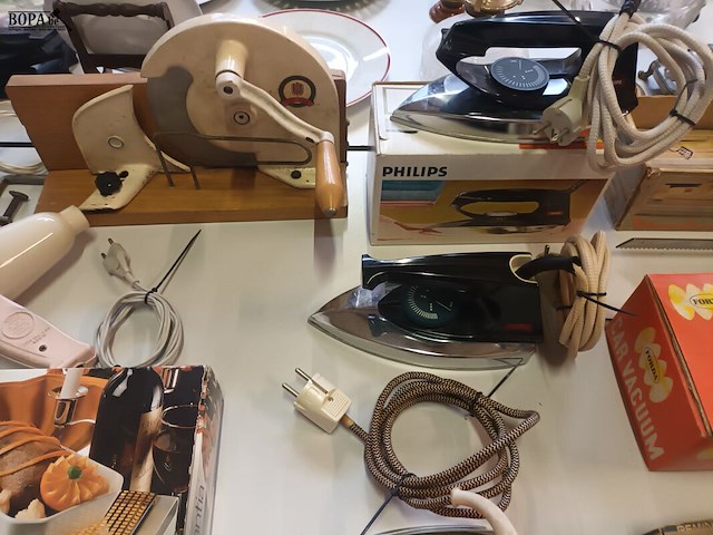 Lot 251 - retro keukengerei. 19 stuks - afbeelding 4 van  8