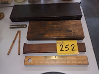 Lot 252 - antieke meettoestellen. 5 stuks - afbeelding 1 van  3