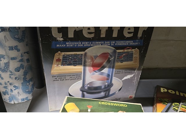 Lot 252 - gezelschapsspelen 3 stuks - afbeelding 2 van  4